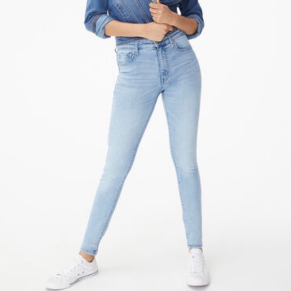 Aeropostale high rise light wash jeans Size 2